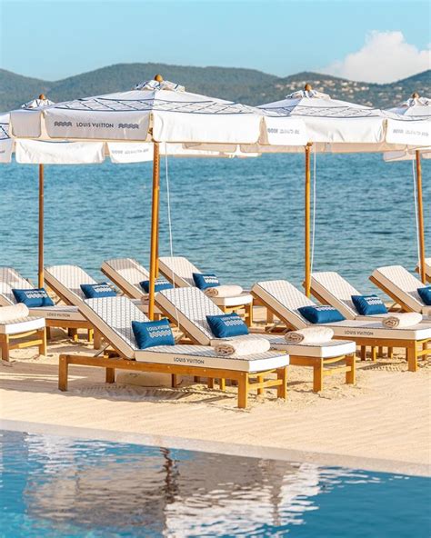 louis vuitton swimming pool cover